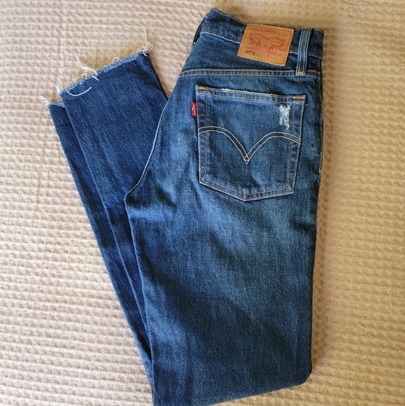 Levi's Distressed 501 Jeans - Picture 1 of 3